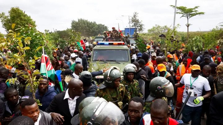 61c1c06b499bf0f2e53779e1674cc268b0bf62e1ab9ee11eedb1d85cb7a173e7 main