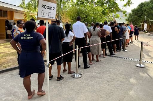 8ab5ef36923cd6d6dea866eb7c0a09ce6cd23da104663ff239d0fef88cbfbddf