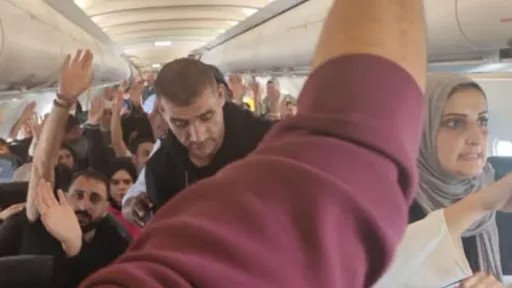 645149251161dd415ead8a150bf4484c361693a8b1a541c97c64badd60b44842