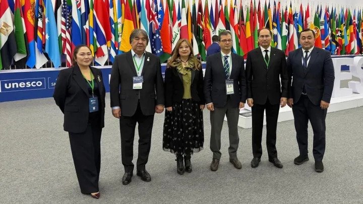 ae675764bb6f4c429847ffc5671784099db1d98caf7b4adf798dbec1db48c390 main