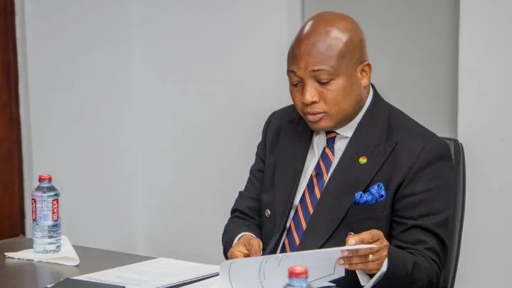 c81c2a183f16ad7b6d1f0c0acd89d9facd82fca62fa24d951ea5fb7f7eb985d1 main