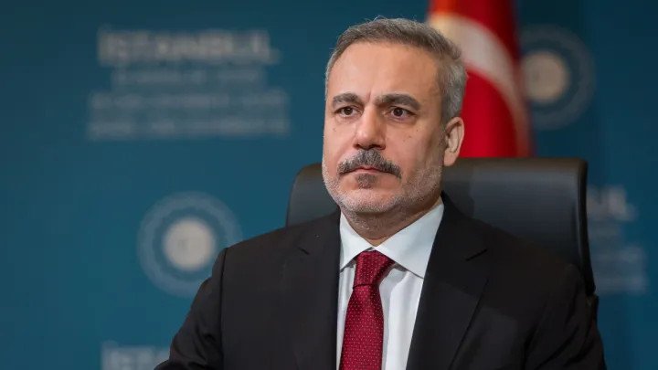 d1d01ba3023cf895a6749fe8d8ee913382c4f8159f0d6a4a38f8da537c94cee5 main