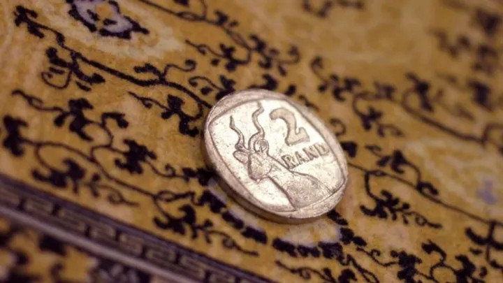 2025 12 09t082255z 1 lynxmpelb80do rtroptp 3 japan forex rand main