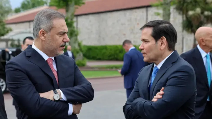 c79349415c99887d37e4fe3a6e3afb55ccacb1b7d9c456b2e599867cd3b09661 main