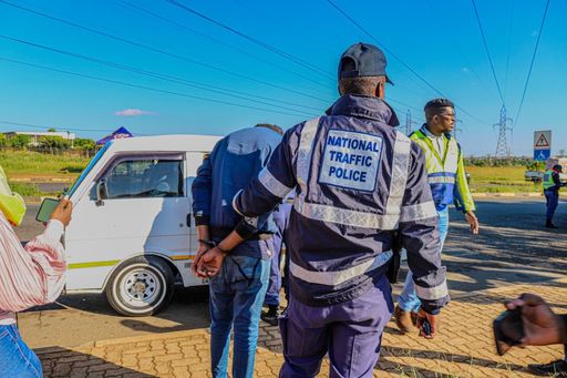 fd24ab8596f716087fadac6915f6f1379dc251e4906e0763675c914dd716d77a