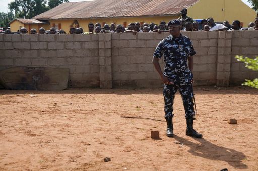 1751979460219 vi7irj bba3657192e3014faec82350831bf7816dd6eeaa3f92b67116f50b4db2fecd71