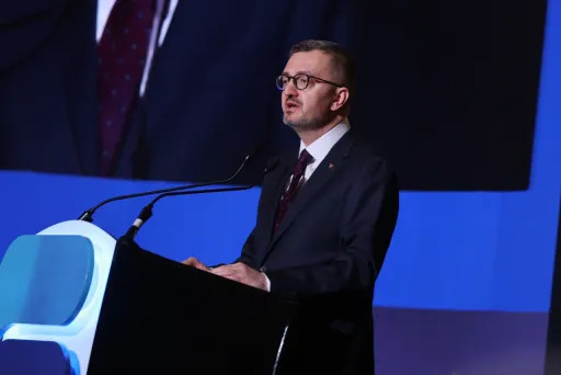 274d571960d3f56b9f6dbbbef1ea70110778d3ebc081b26772c84746d2fc07c8