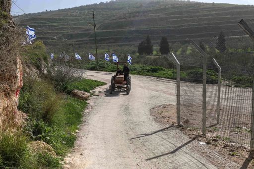 d5a57d1aae67fd82bf141add94b5ed03897241da355c0a90d3172e0f7fb3d4d9