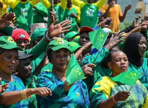 f05530a7ec0a2c903038819ac04286c8e9417f7ce894da21e3d64a89daa68082