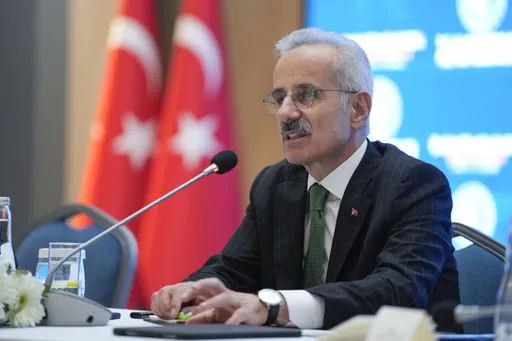 4481d72e5004a7a85eba90573af59f355fd2cca56f9040d279919a18f5cc5b51