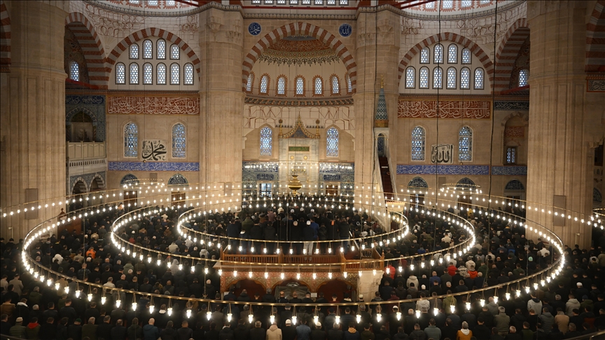 thumbs b c 3077bbf2e27e38d608b93044c826453c