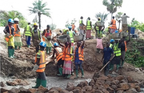 8f92cfe7f564ea66672a5655030ea39c L 1