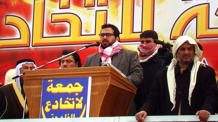 thumbs b c 66cce5d797221767af750a40eea58680