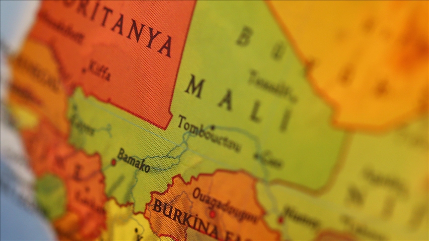 thumbs b c 85b2a057a382321e791c38dbdd7381c2