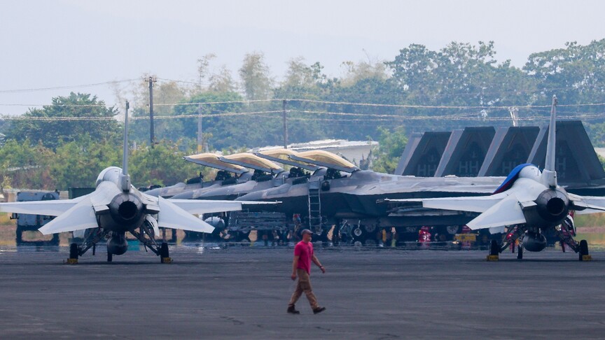 thumbs b c e997559e69ecbffa79d5630c8af20ad6