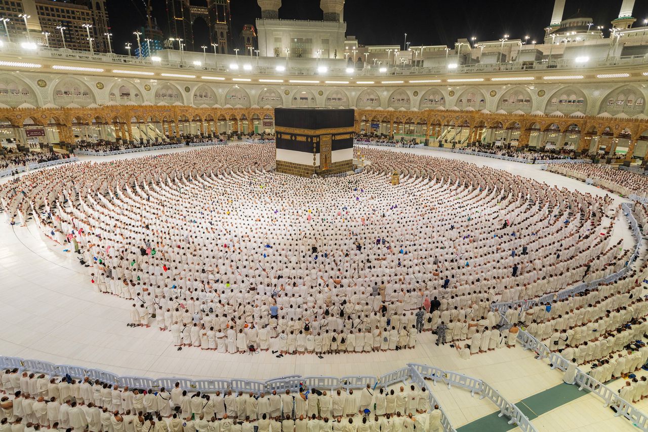 2026 05 27t125417z 351801881 rc2chlafytwi rtrmadp 3 saudi hajj prayer
