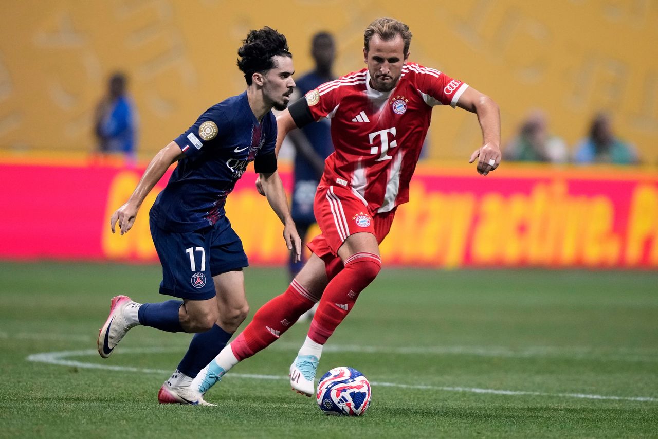cwc psg bayern munich soccer 01128