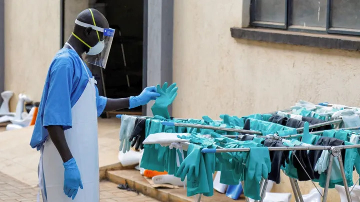 2026 06 08t164722z 320407550 rc2rpla9cffp rtrmadp 3 health ebola uganda main